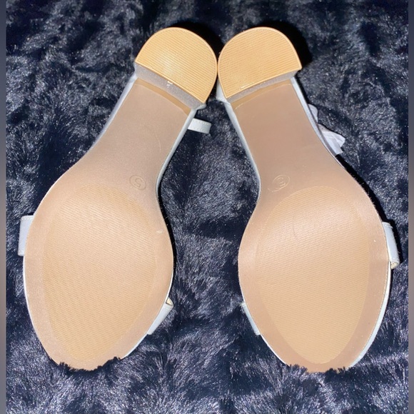 Lulus - Taylor Ivory Satin Ankle Strap Heels - Size 5 - NWOT - Picture 7 of 9